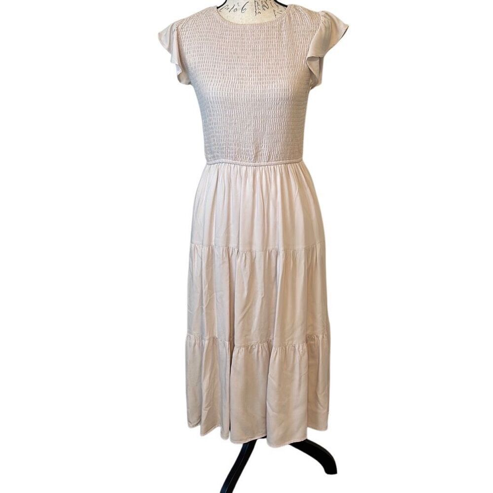 Zesica Cream Midi Dress